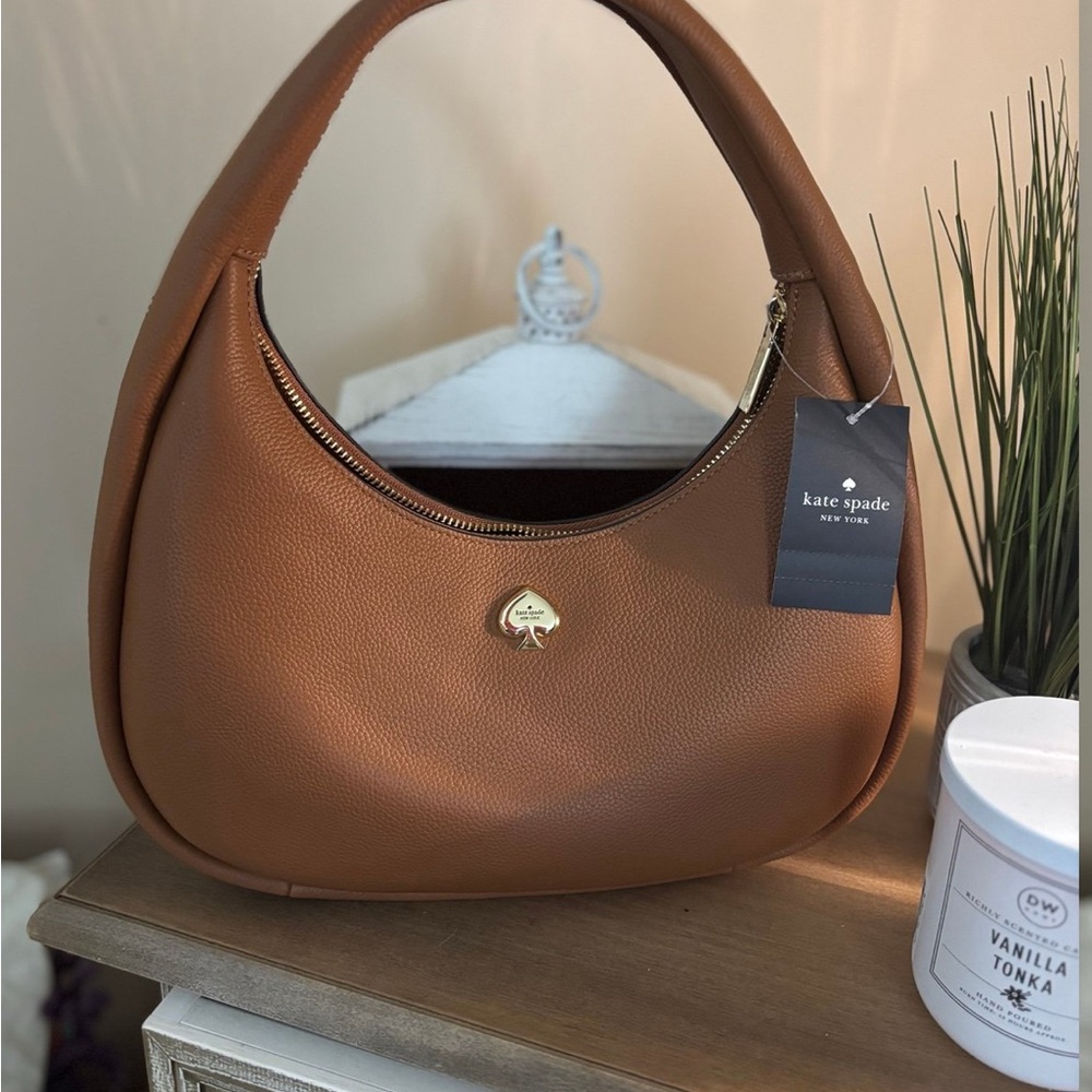 Brand new Kate Spade Kayla Crescent Shoulder Bag in warm gingerbread (NWT)!!